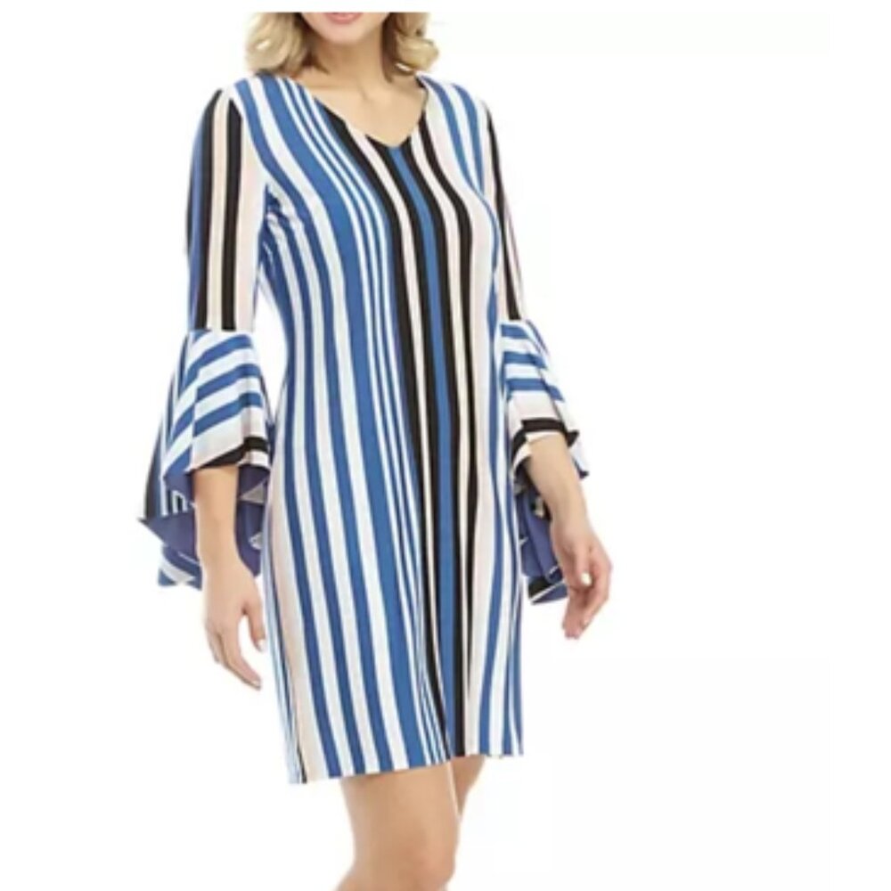 IVY ROAD large bell flare sleeve boho dress